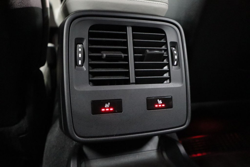 Used Porsche Taycan 2023 for sale - 76417329: Photo 45