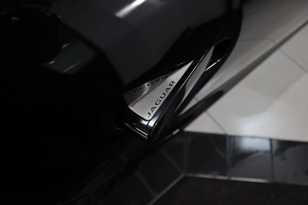 Used Jaguar F-Type 2019 for sale - 76223874: Photo 12