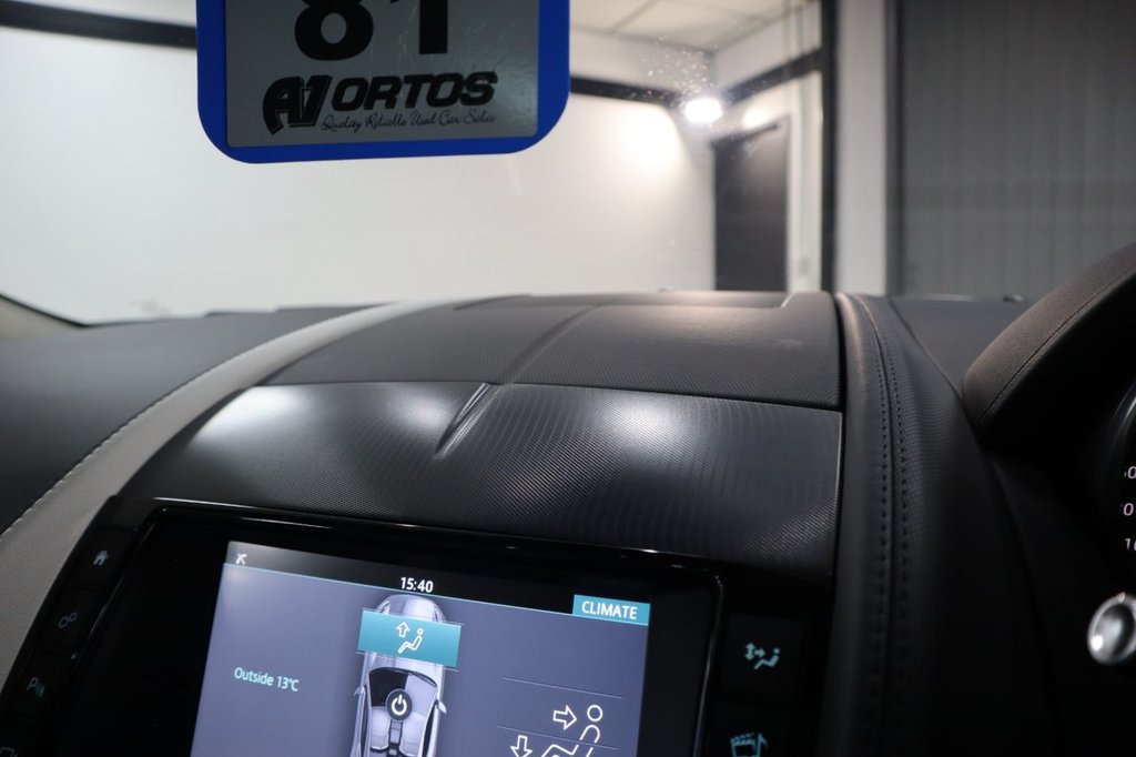 Used Jaguar F-Type 2019 for sale - 76223874: Photo 42