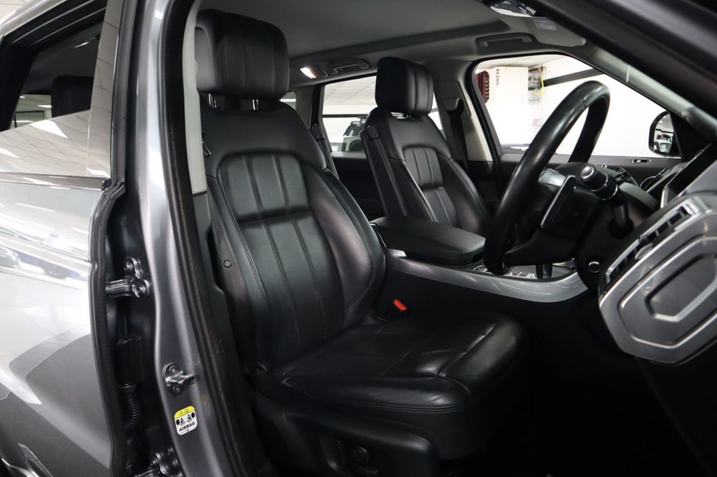 Used Land Rover Range Rover Sport 2019 for sale - 77672639: Photo 15