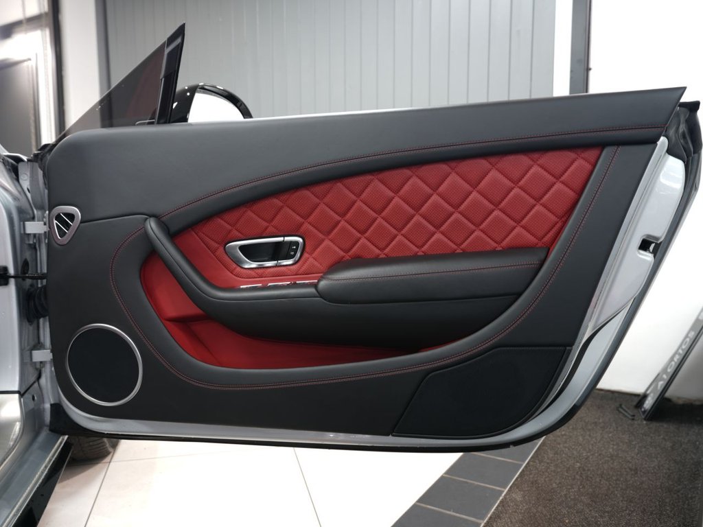 Used Bentley Continental 2016 for sale - 77849444: Photo 13