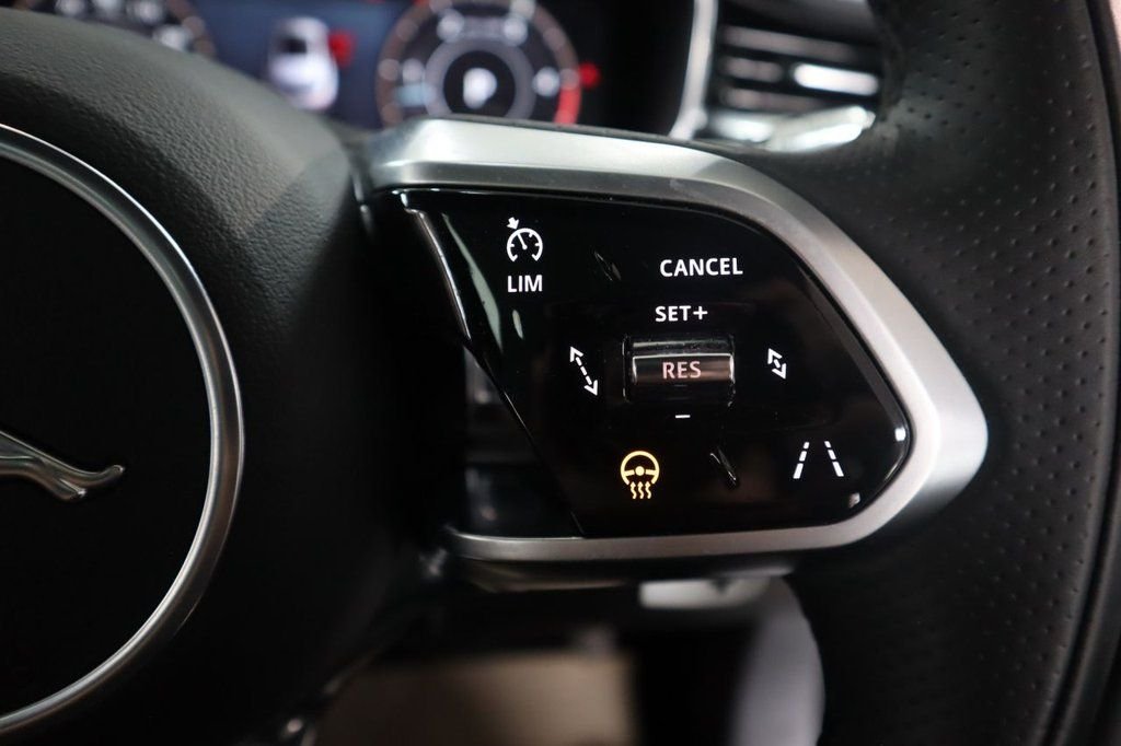 Used Jaguar F-Pace 2022 for sale - 77133136: Photo 14