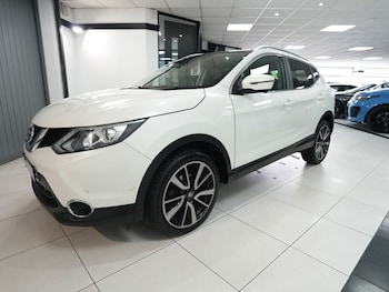 Used Nissan Qashqai 2017 for sale - 78819074: Photo