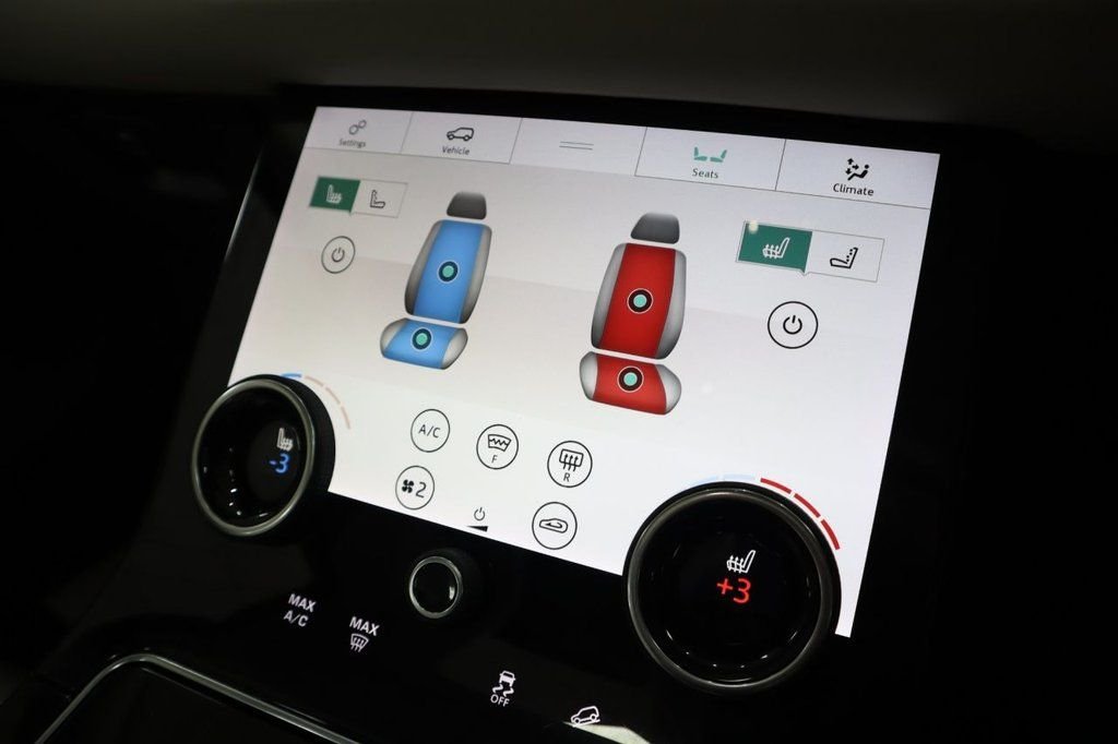 Used Land Rover Range Rover Velar 2019 for sale - 76546708: Photo 35