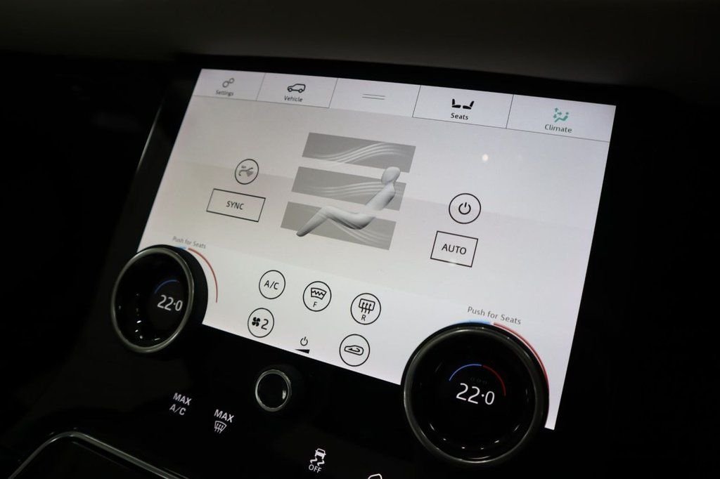 Used Land Rover Range Rover Velar 2019 for sale - 76546708: Photo 37