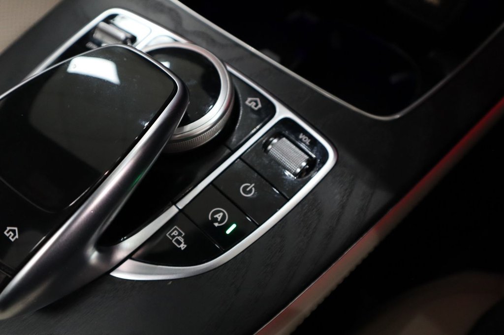 Used Mercedes-Benz E Class 2019 for sale - 77133532: Photo 35