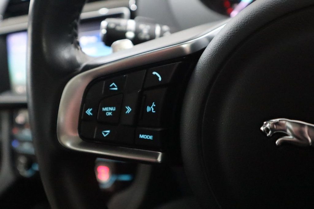 Used Jaguar F-Pace 2019 for sale - 77327947: Photo 36