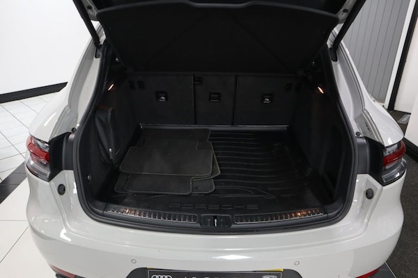 Used Porsche Macan 2019 for sale - 76068922: Photo 15