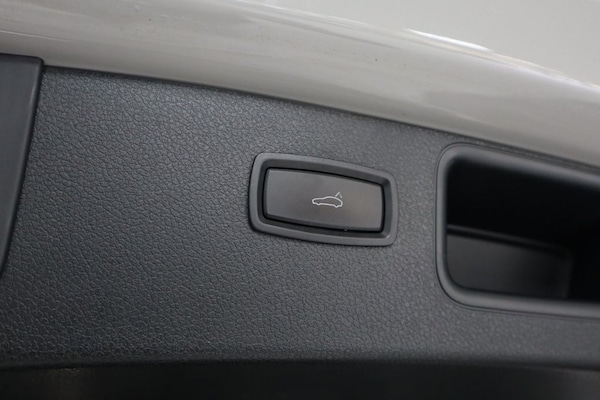 Used Porsche Macan 2019 for sale - 76068922: Photo 16