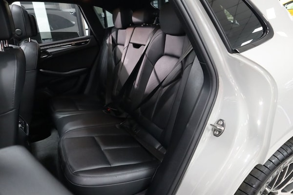 Used Porsche Macan 2019 for sale - 76068922: Photo 23
