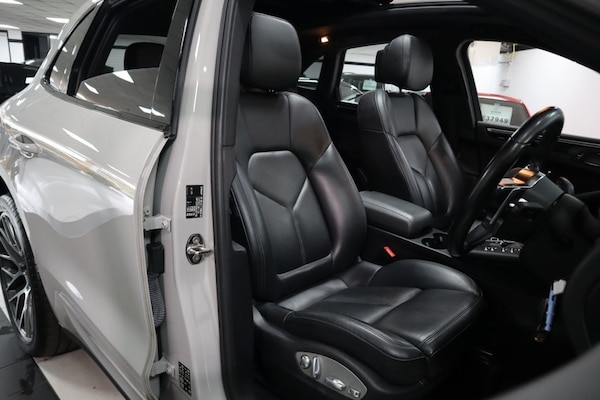 Used Porsche Macan 2019 for sale - 76068922: Photo 25
