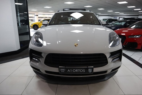 Used Porsche Macan 2019 for sale - 76068922: Photo 2