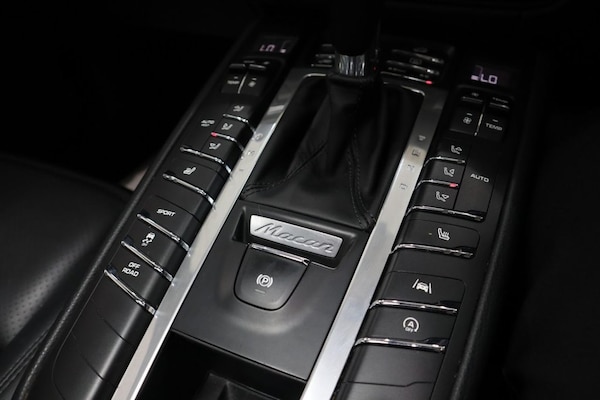 Used Porsche Macan 2019 for sale - 76068922: Photo 31