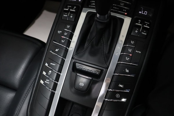Used Porsche Macan 2019 for sale - 76068922: Photo 32