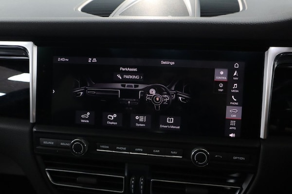 Used Porsche Macan 2019 for sale - 76068922: Photo 38