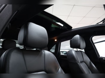 Used Porsche Macan 2019 for sale - 76068922: Photo 3