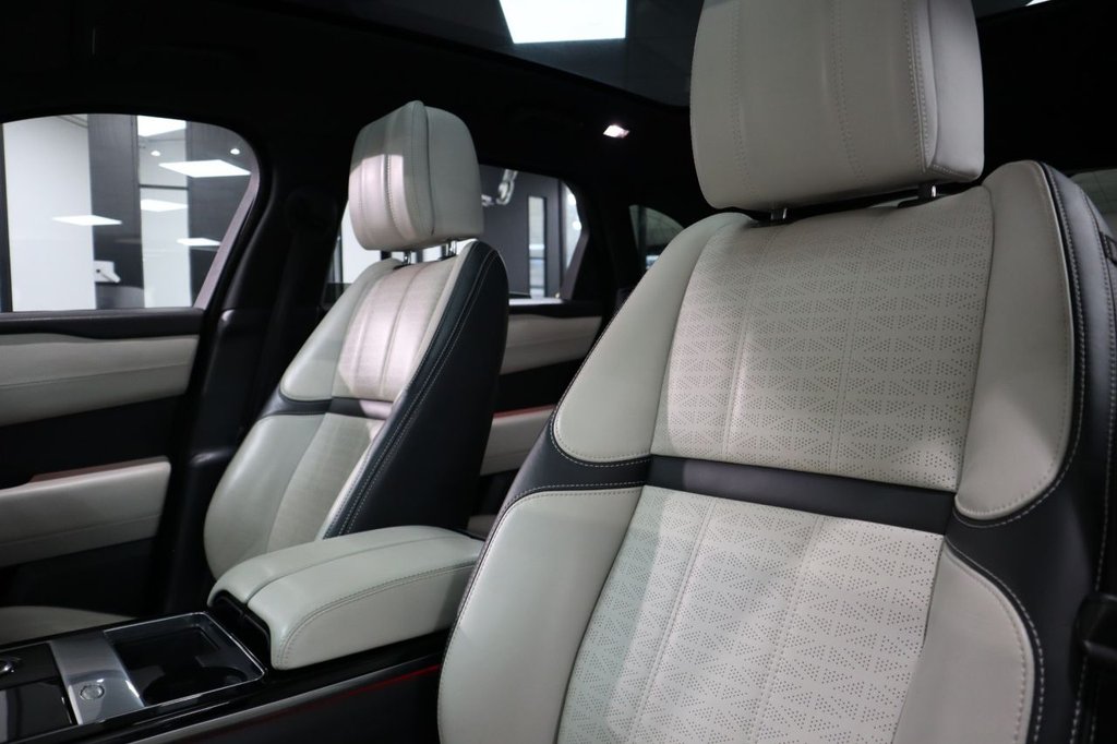 Used Land Rover Range Rover Velar 2017 for sale - 78110138: Photo 25