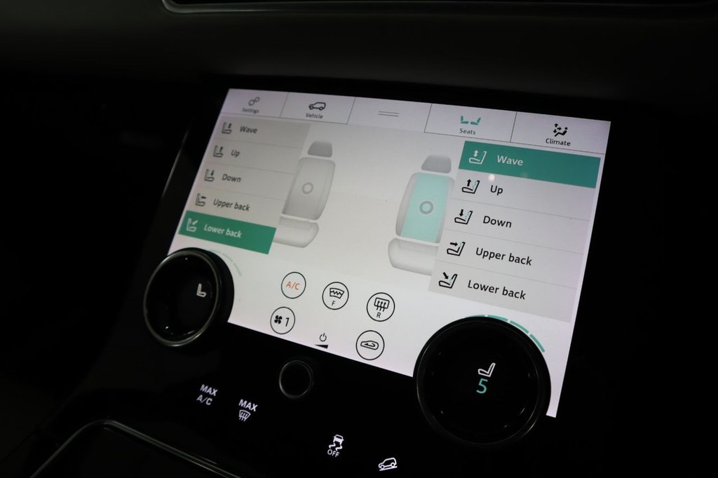 Used Land Rover Range Rover Velar 2017 for sale - 78110138: Photo 40