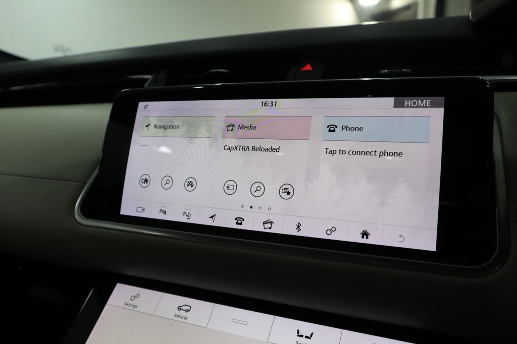 Used Land Rover Range Rover Velar 2017 for sale - 78110138: Photo 43