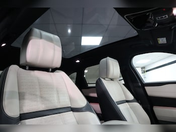 Used Land Rover Range Rover Velar 2017 for sale - 78110138: Photo