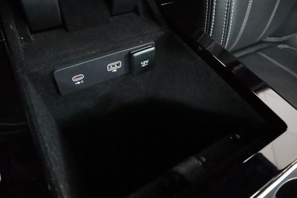 Used Land Rover Range Rover Velar 2021 for sale - 76132871: Photo 19