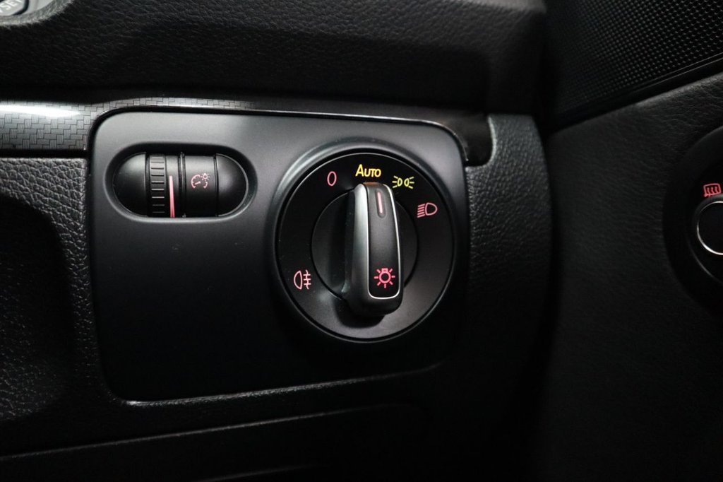 Used Volkswagen Scirocco 2015 for sale - 77634555: Photo 23