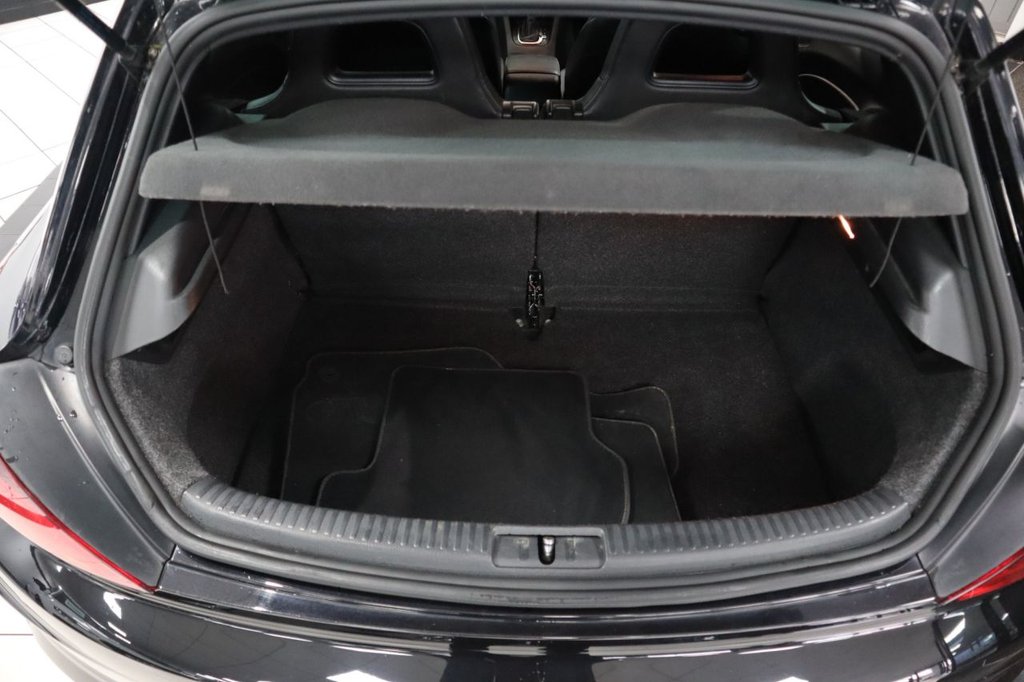 Used Volkswagen Scirocco 2015 for sale - 77634555: Photo 9