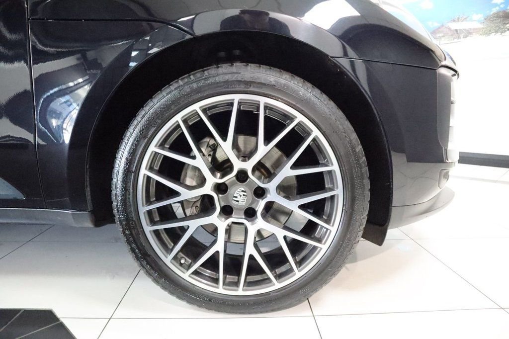 Used Porsche Macan 2021 for sale - 76635498: Photo 10