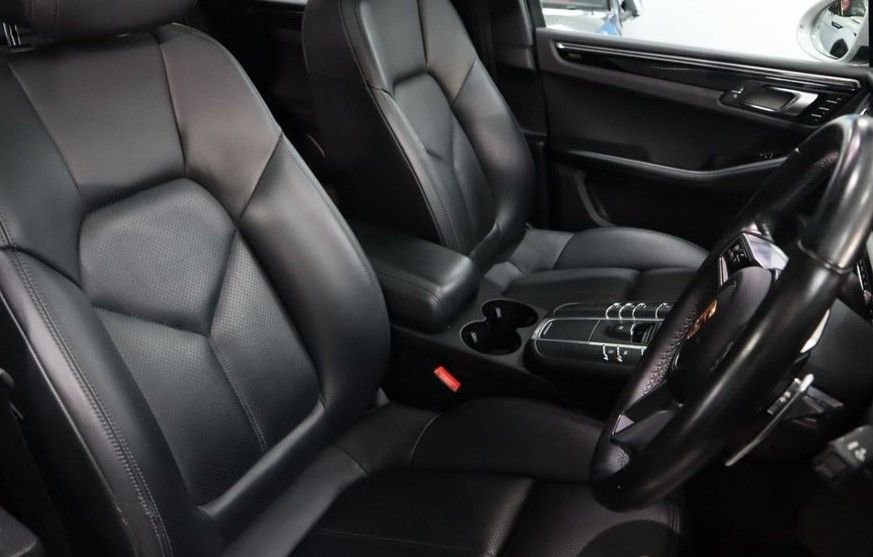 Used Porsche Macan 2021 for sale - 76635498: Photo 20