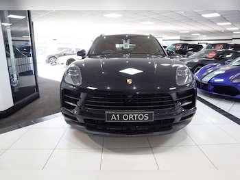 Used Porsche Macan 2021 for sale - 76635498: Photo
