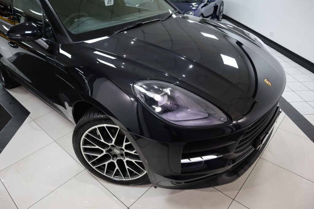 Used Porsche Macan 2021 for sale - 76635498: Photo 39