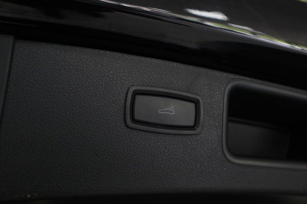 Used Porsche Macan 2021 for sale - 76635498: Photo 8