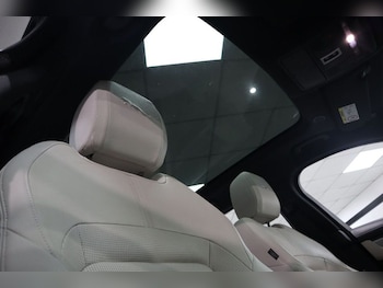 Used Jaguar F-Pace 2021 for sale - 79210283: Photo