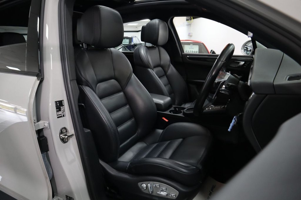 Used Porsche Macan 2019 for sale - 76163105: Photo 19