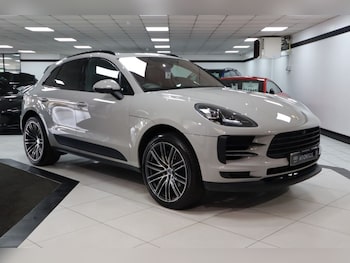 Porsche - Macan