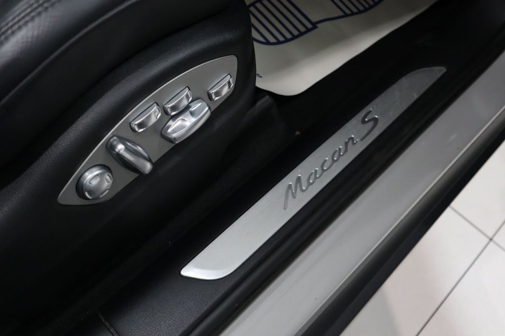 Used Porsche Macan 2019 for sale - 76163105: Photo 20