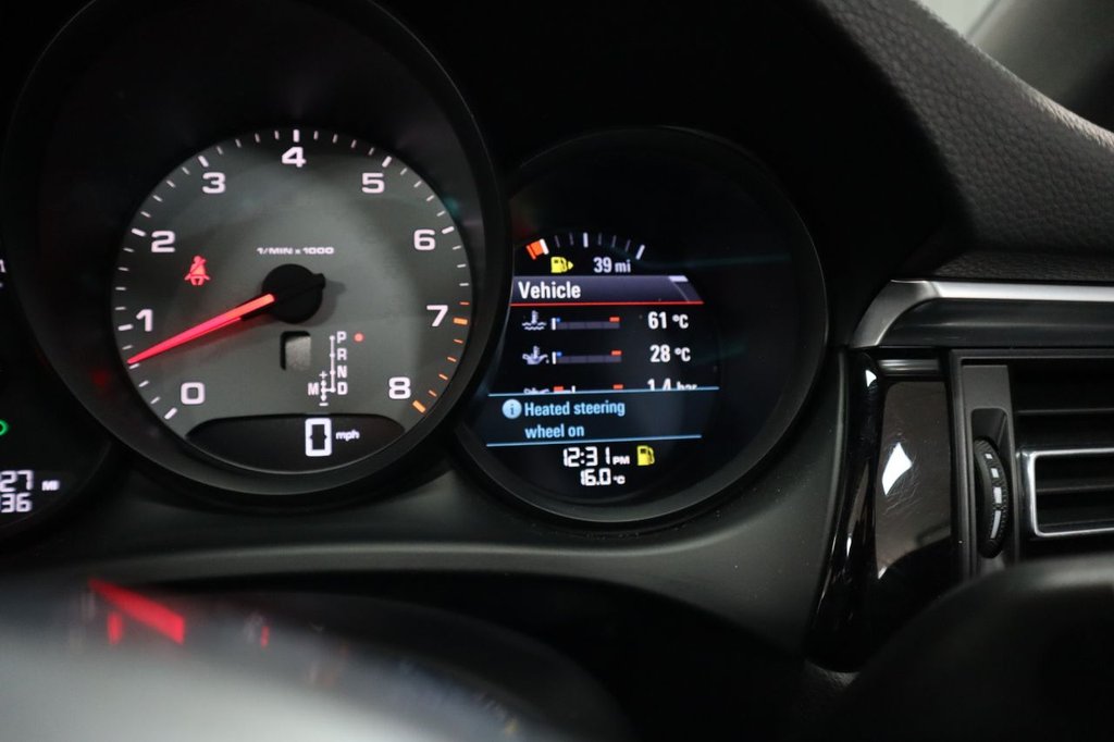 Used Porsche Macan 2019 for sale - 76163105: Photo 26