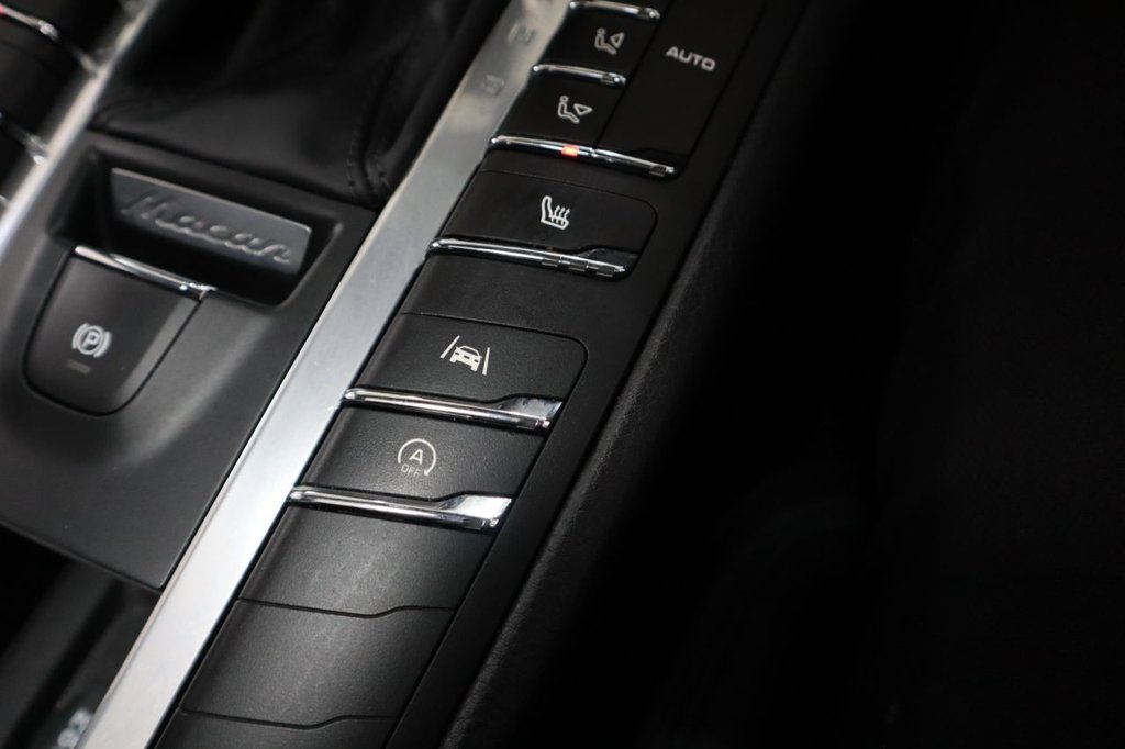 Used Porsche Macan 2019 for sale - 76163105: Photo 30