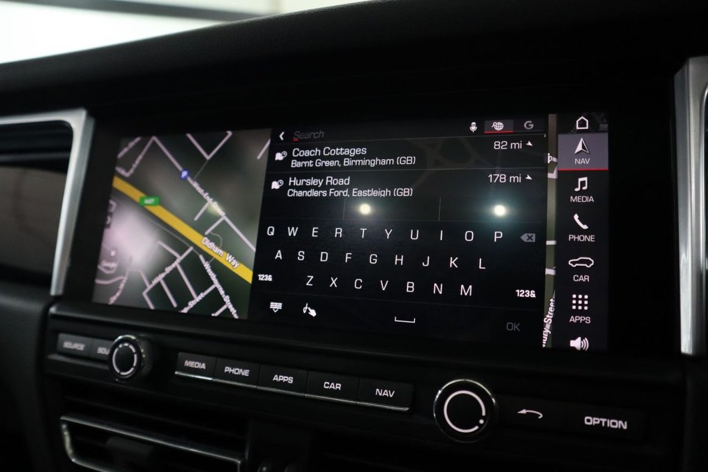 Used Porsche Macan 2019 for sale - 76163105: Photo 37