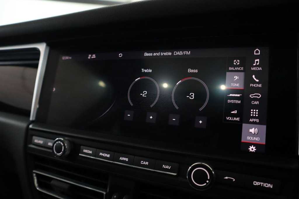 Used Porsche Macan 2019 for sale - 76163105: Photo 40