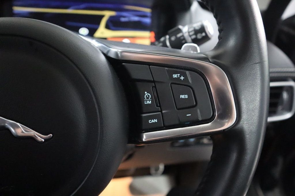 Used Jaguar F-Pace 2018 for sale - 77145622: Photo 15