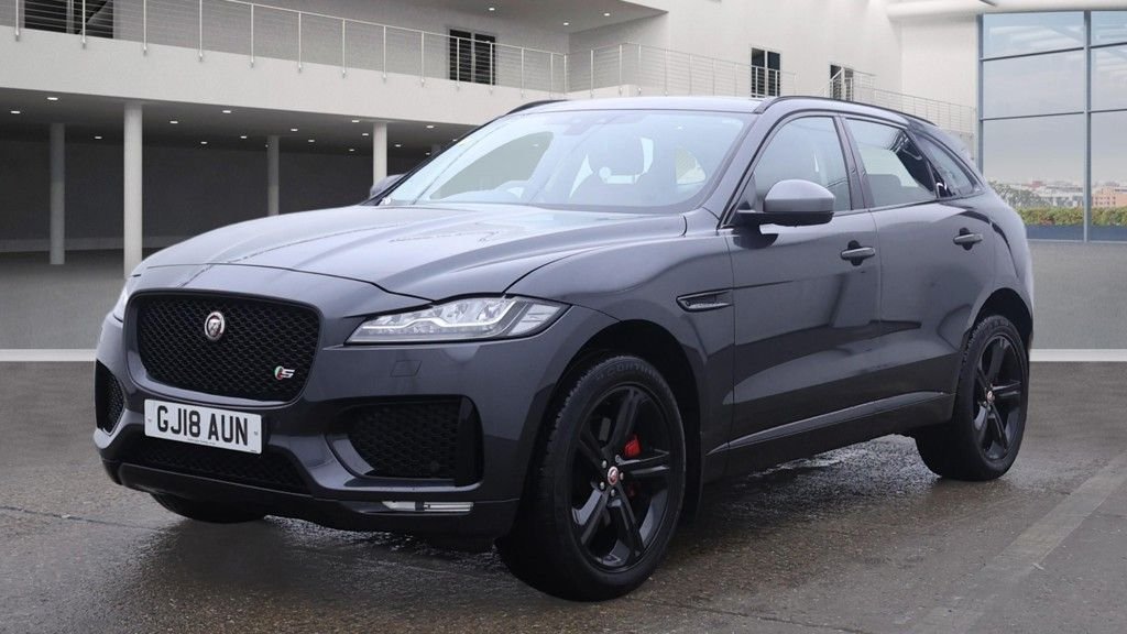 Used Jaguar F-Pace 2018 for sale - 77145622: Photo 2