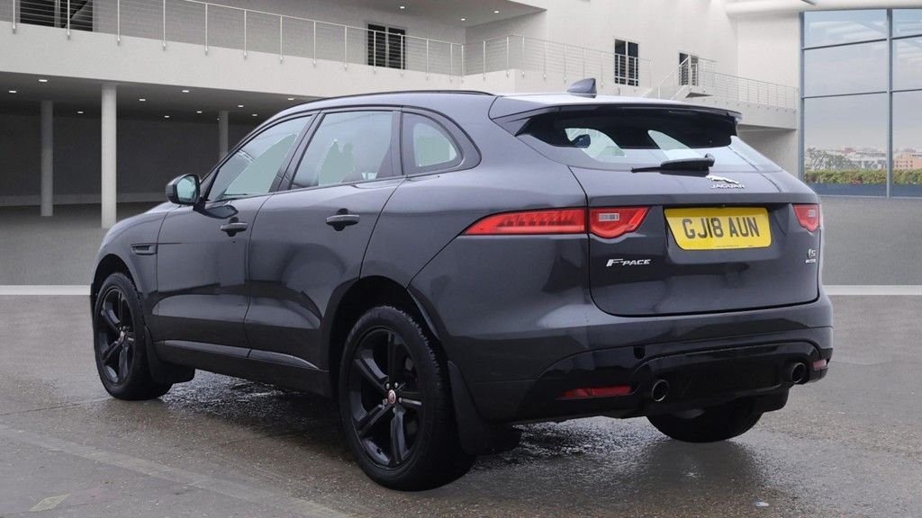 Used Jaguar F-Pace 2018 for sale - 77145622: Photo 3