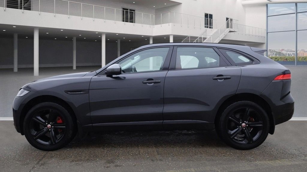 Used Jaguar F-Pace 2018 for sale - 77145622: Photo 8