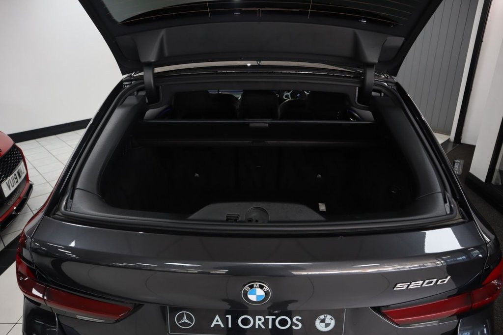 Used BMW 5 Series 2022 for sale - 76028949: Photo 13