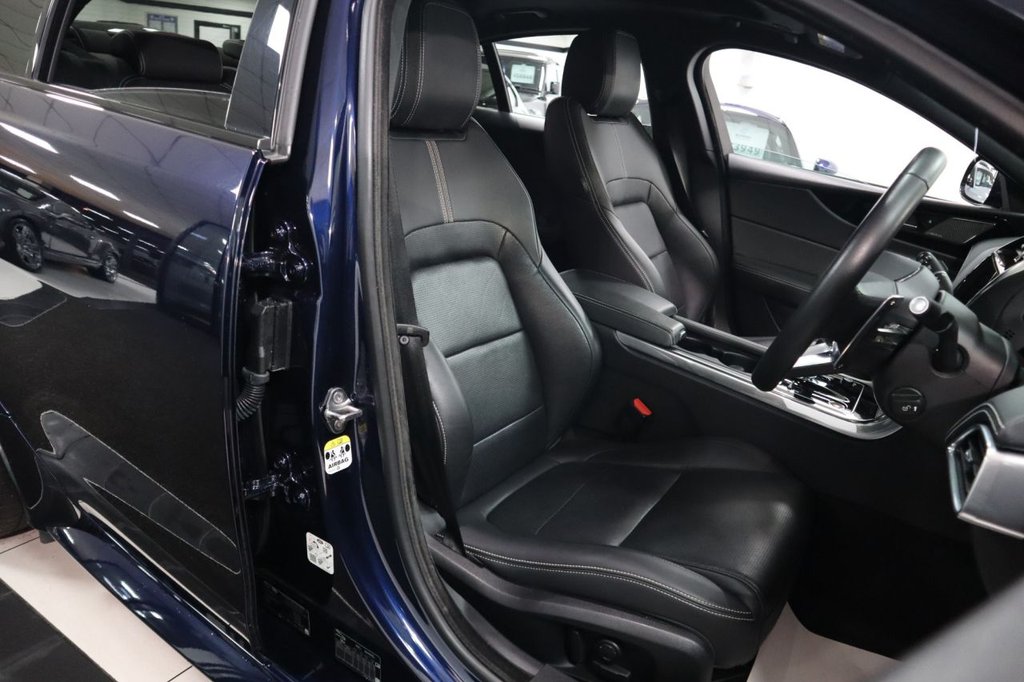 Used Jaguar XE 2023 for sale - 76868214: Photo 16