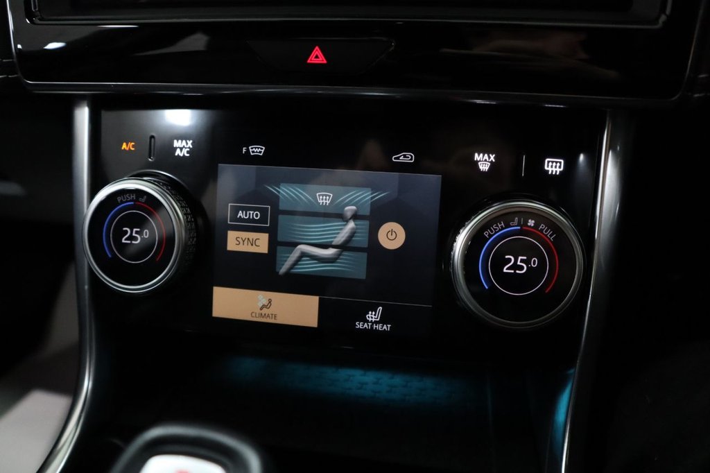 Used Jaguar XE 2023 for sale - 76868214: Photo 30