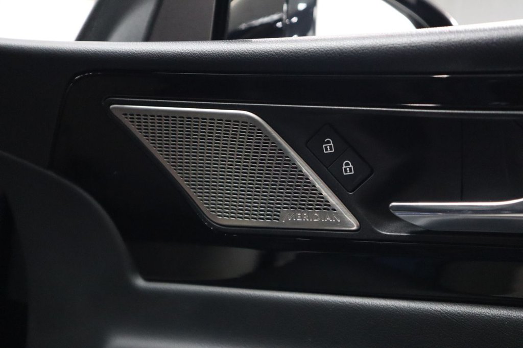 Used Jaguar XE 2023 for sale - 76868214: Photo 4