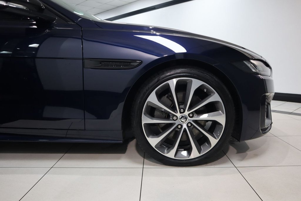 Used Jaguar XE 2023 for sale - 76868214: Photo 9
