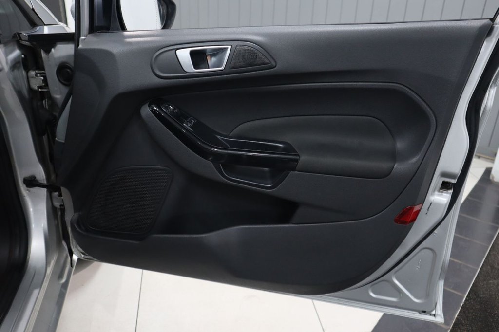 Used Ford Fiesta 2014 for sale - 77452389: Photo 10